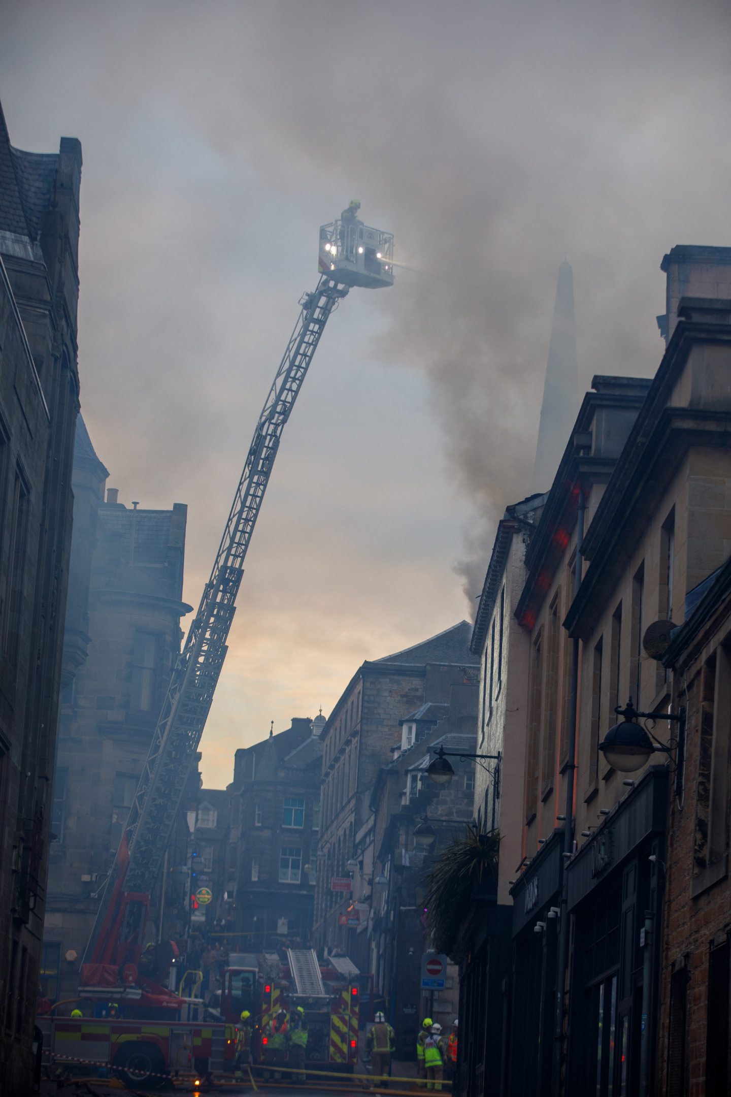 Four appliances tackled the fire. Image: Kenny Smith/DC Thomson.
