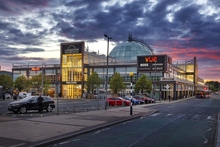 A photo of the outside of Livingston Designer Outlet