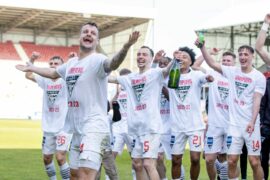 League One POTY hopeful Kyle Benedictus hails ‘team effort’  as Dunfermline captain reveals who he voted for