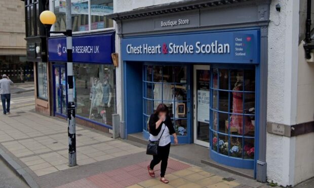 Reid made ninja-style moves in a Dunfermline charity shop.
