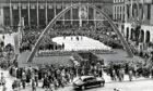 A crowd gathers in Dundee's City Square during the Queen's coronation. Image: DC Thomson.