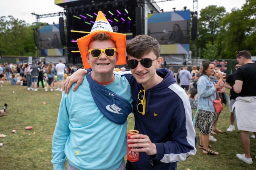 Jack Gardener (left) and Louis Matheson making the most of the weekend. Image: Kim Cessford / DC Thomson.