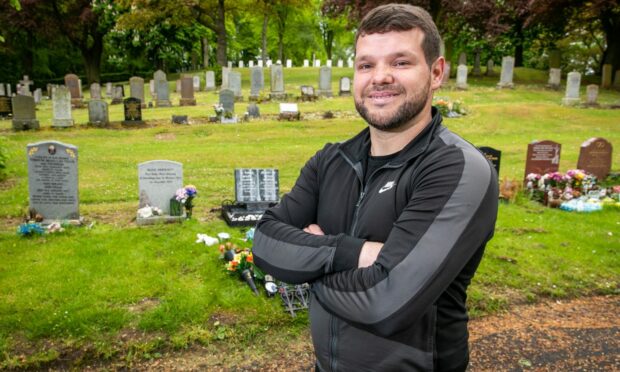 Andrew Cunningham, from Methil, has started grave cleaning business Cunningham's Care. Image: Steve Brown/DC Thomson