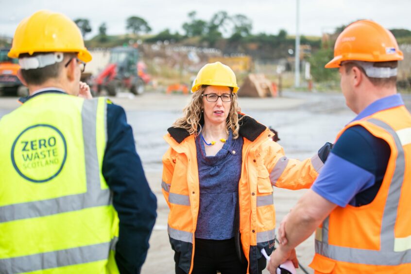 Lorna Slater at Dunfermline Recycling Centre