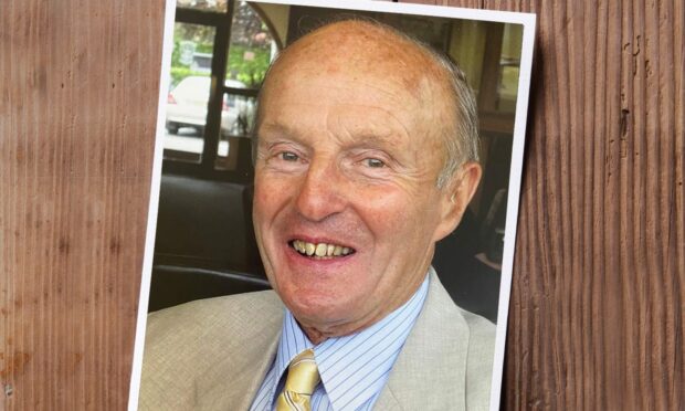Prominent retired Dundee businessman Scott Henderson, of Matthew Henderson jewellers, has died aged 90.