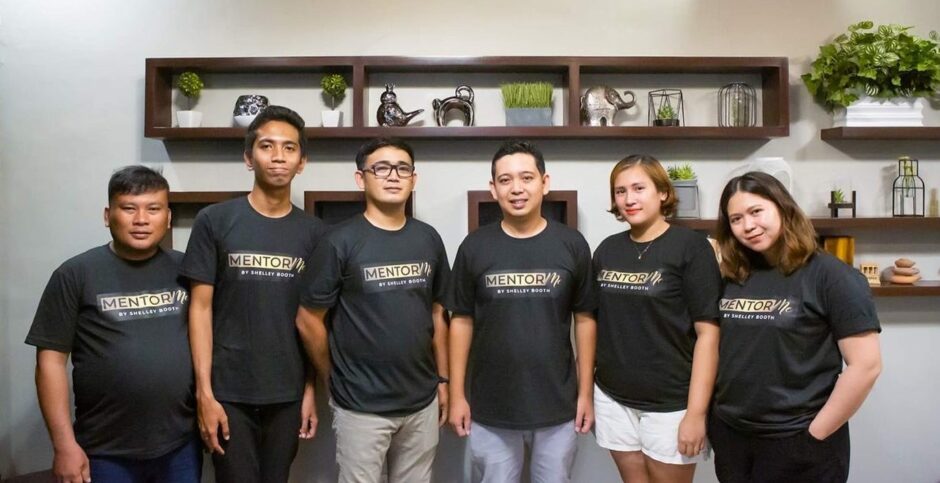 Shelley Booth's team at the new office in the Philippines