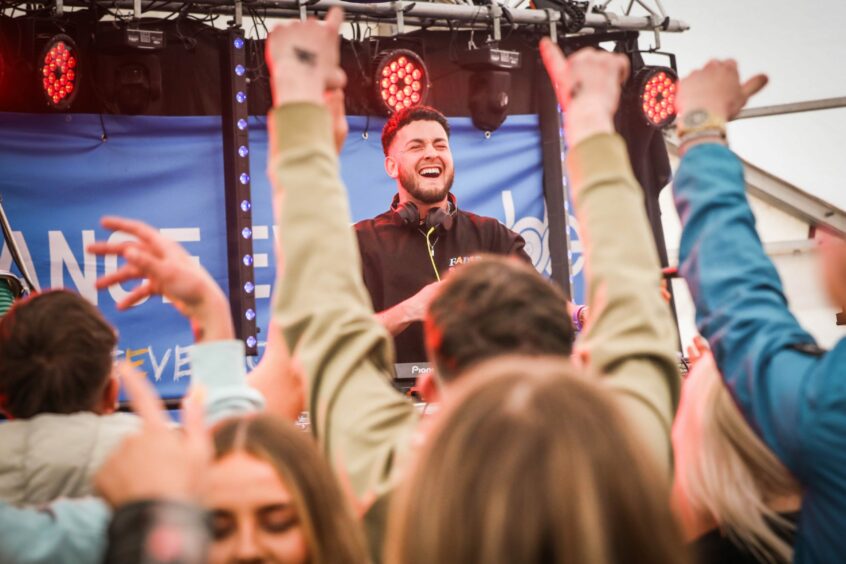 Kev Robertson performing at Dundee Dance Event. 