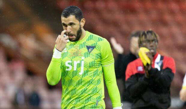 Dunfermline goalkeeper Deniz Mehmet. Image: SNS.