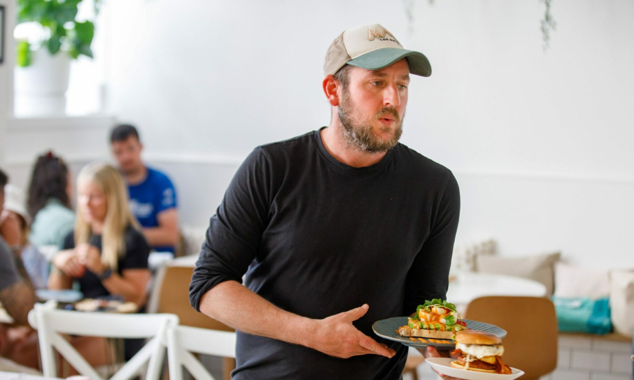 Inside Dunfermline cafe as it reopens following major refurbishment