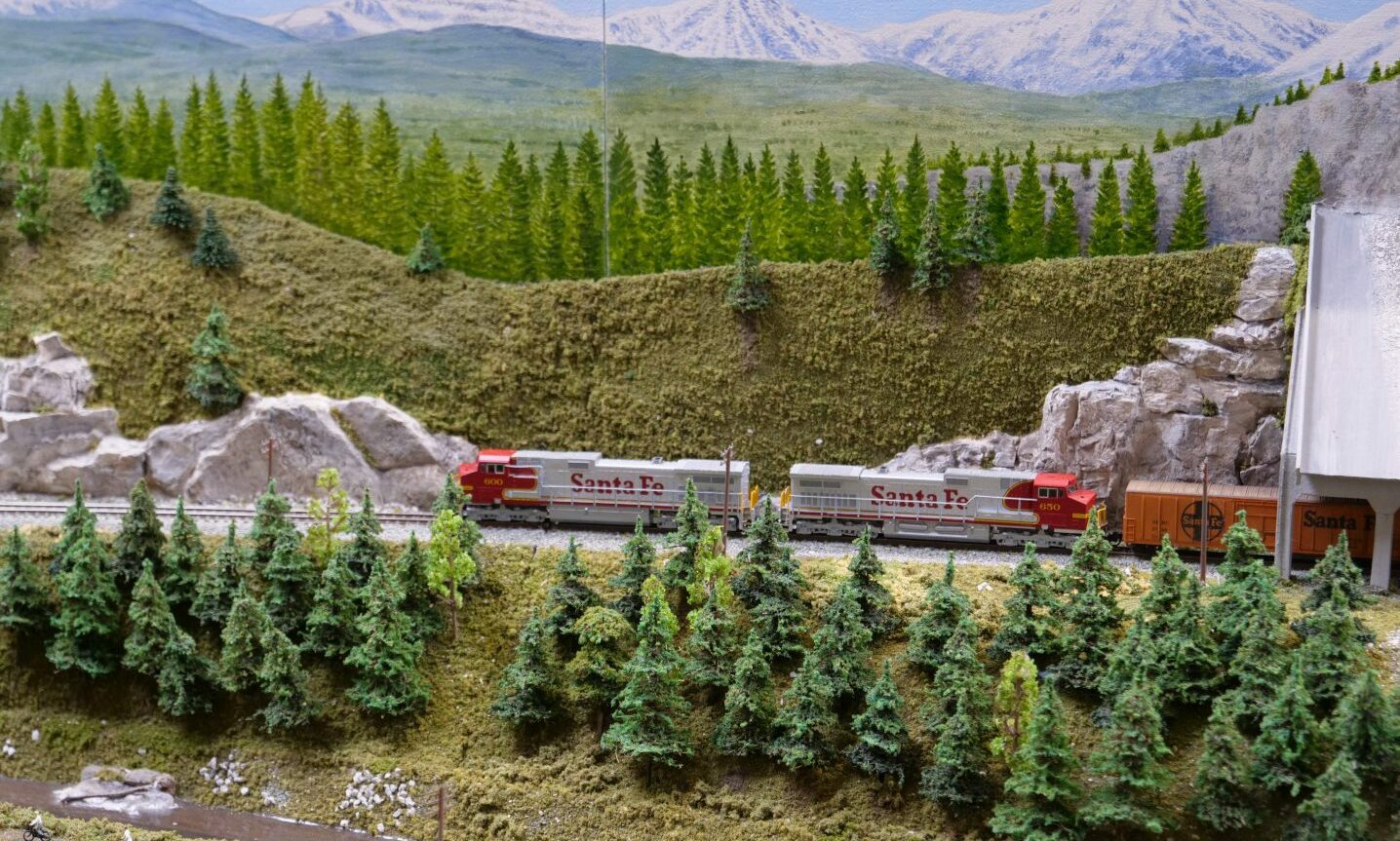 Perth model railway show returns with layout named after city hill - Vimarsana News