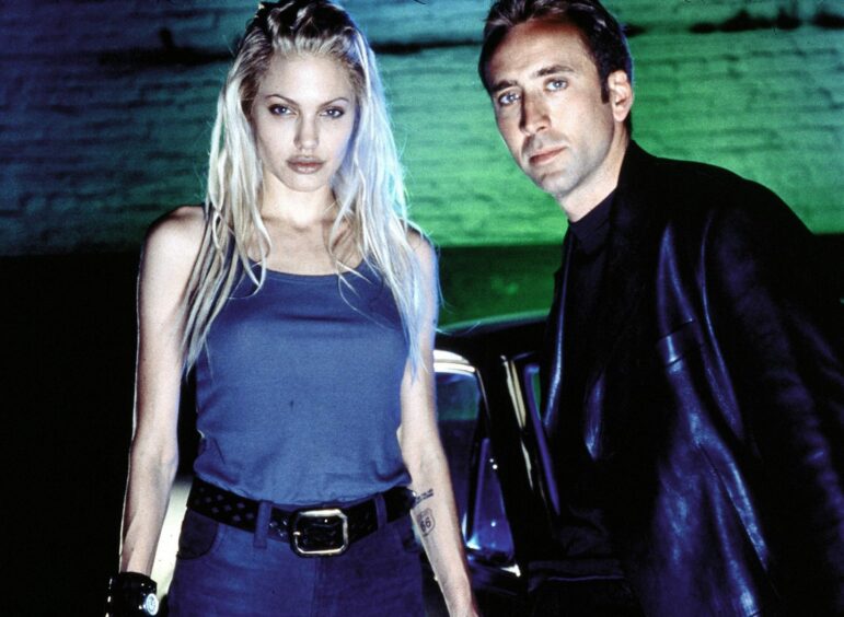 Angelina Jolie and Nicolas Cage in Gone In 60 Seconds