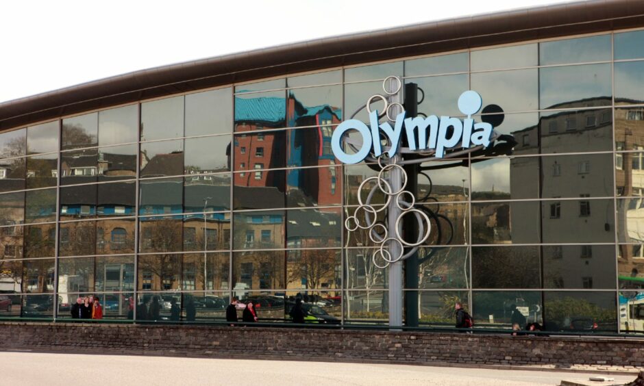 Olympia swimming pool, Dundee