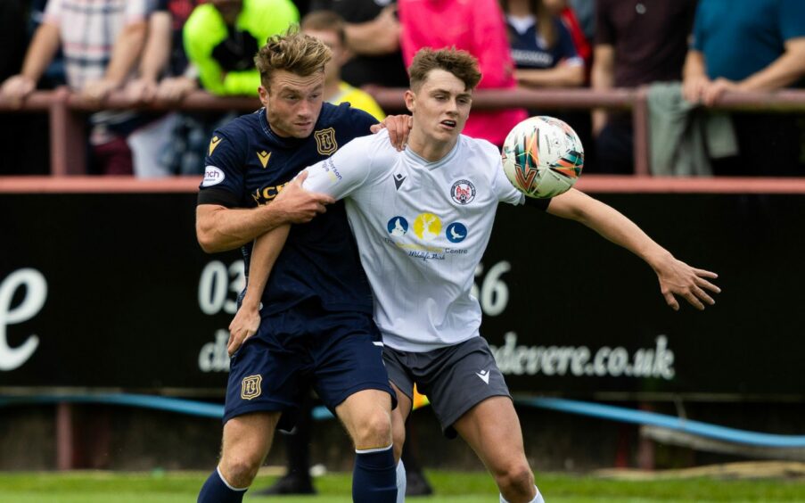 Dundee trialist Jacob Jones (L) and Brechin's Ewan Loudon tangle at Glebe Park. Image: Craig Foy/SNS