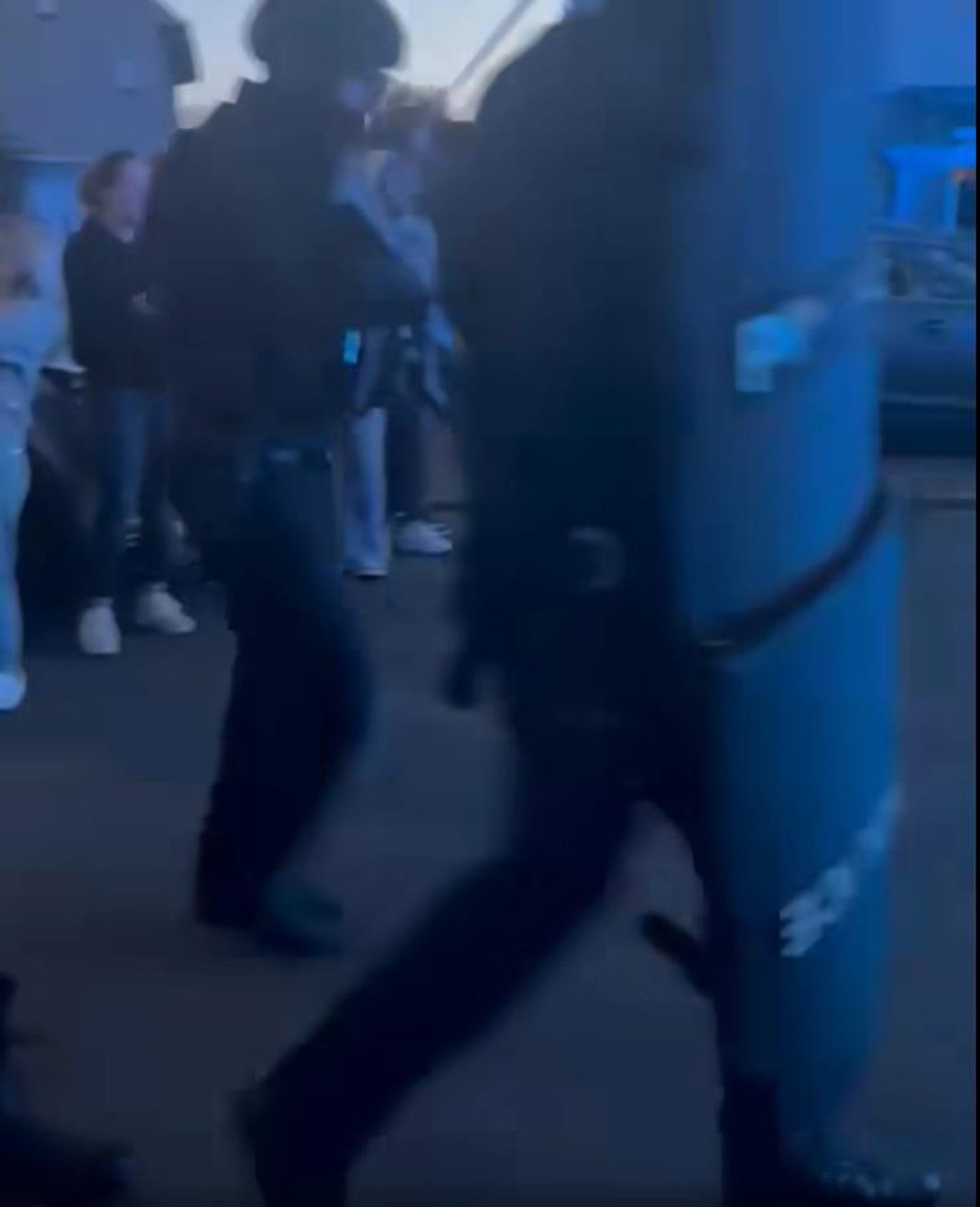 Man arrested after armed police swoop on Kirkcaldy disturbance