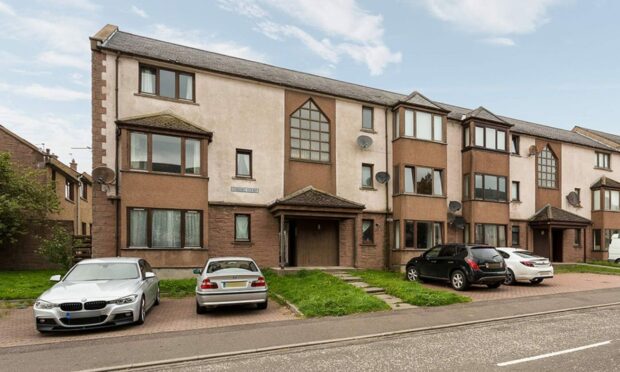 With a price tag of just £29,000, this flat in Arbroath is a bargain. Image: Zoopla.