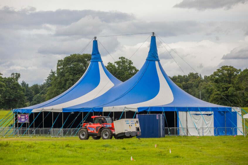 Large blue and white tent being erected at Scone Palace.