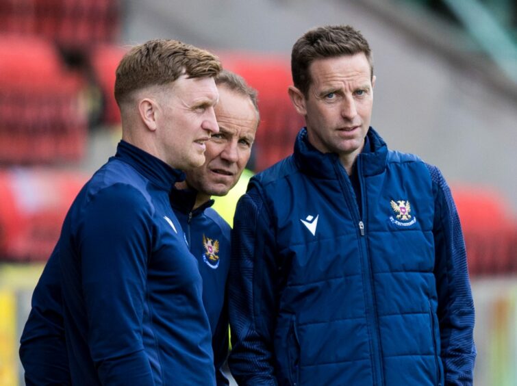 St Johnstone caretaker manager Alex Cleland with sacked duo, Steven MacLean and Liam Craig. 