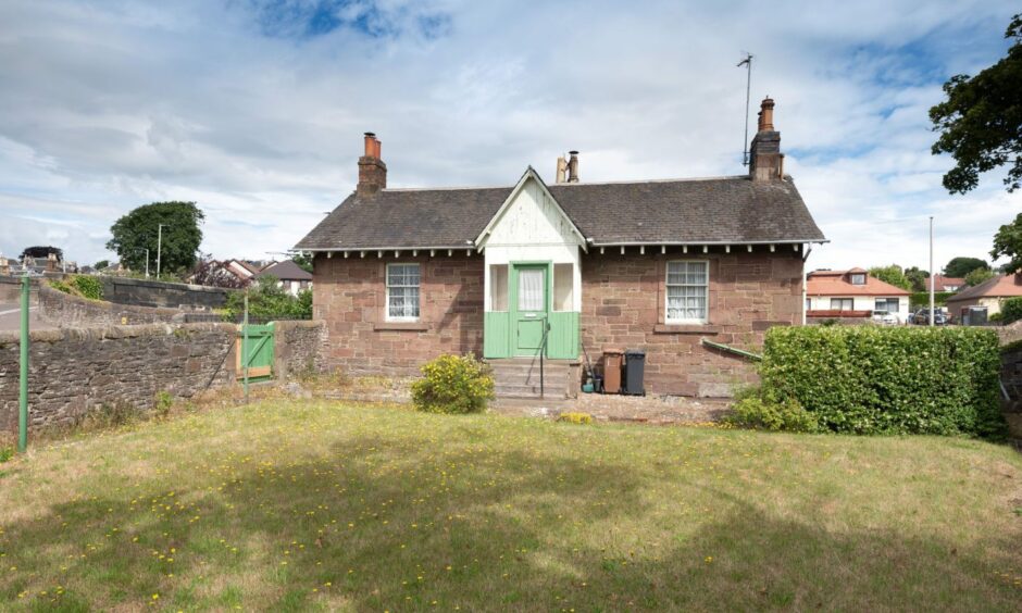 This traditional cottage came in at second place for July. It was once West Ferry Railway Station. 
