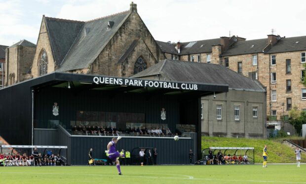 Arbroath suffered defeat at Queen's Park. Image: SNS