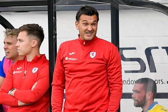 Raith Rovers manager Ian Murray. Image: Dave Johnston.