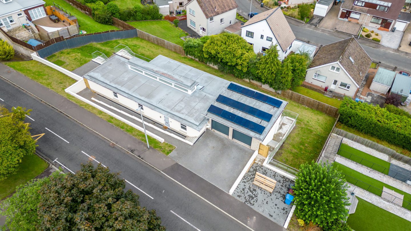 Tiered 4bedroom Broughty Ferry home for sale at £420k