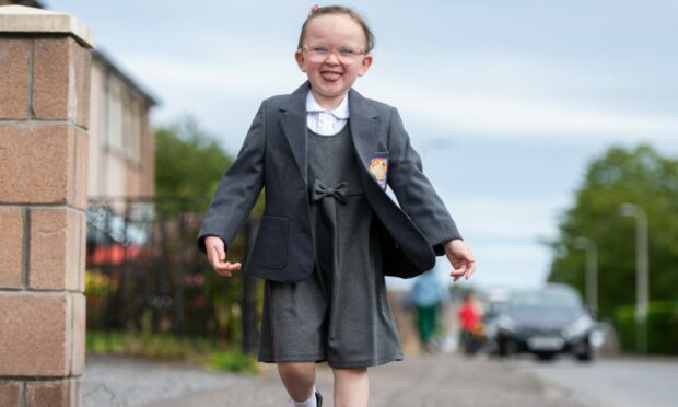 Oak Ogilvie all ready for her first day at Mill of Mains Primary School. Image: Kim Cessford/DC Thomson.