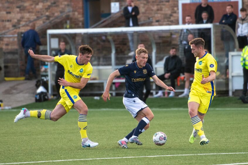 Max Anderson takes on Buckie Thistle. Image: Kim Cessford/DCT