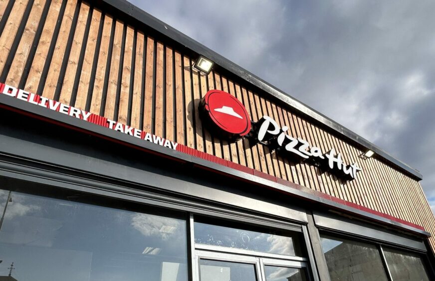 New Pizza Hut takeaway set to open on St Clair Street in Kirkcaldy.