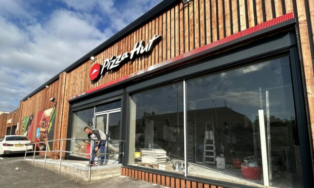 New Pizza Hut takeaway to open in St Clair Street in Kirkcaldy.