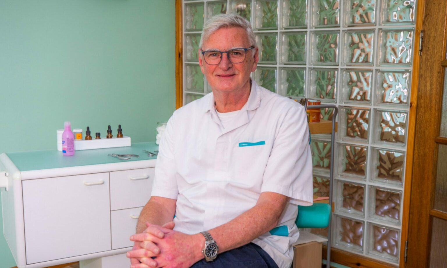 Dundee chiropodist to put his feet up after 31 years in business
