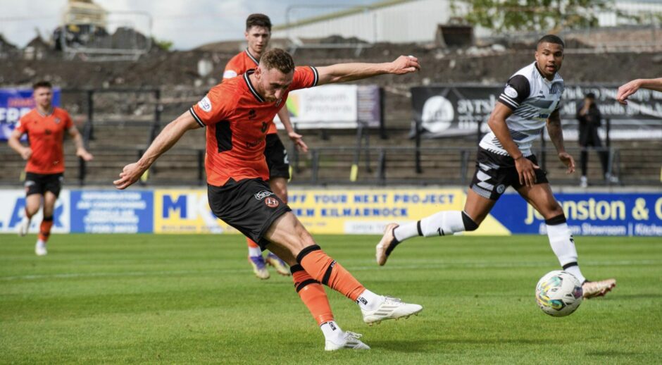 Louis Moult strikes on target as Dundee United face Ayr United 