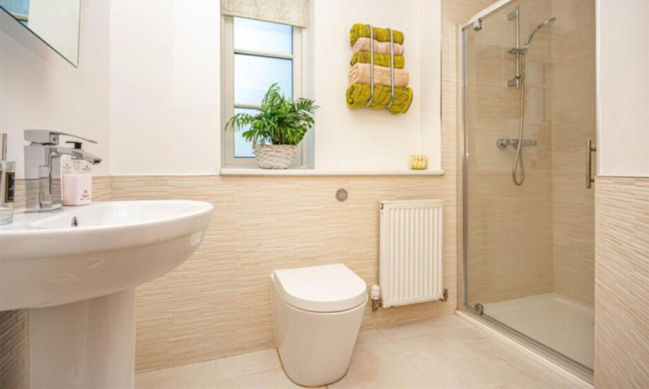One of the en-suite bathrooms at Shore House, Culross.