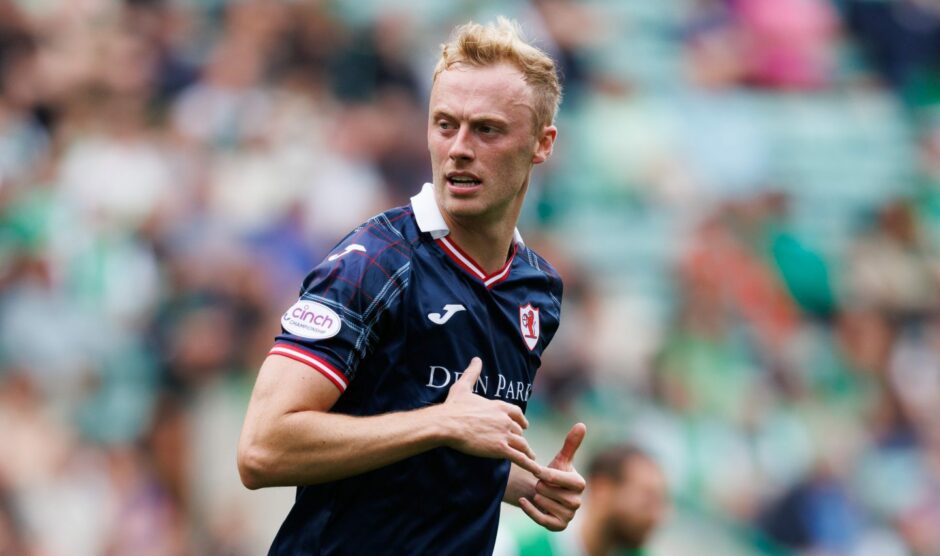 Right-back Ross Millen in action for Raith Rovers. Image: SNS.