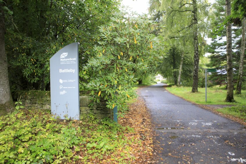 NatureScot Sign at entrance to Battleby House.