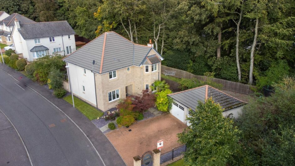 An overhead shot of a property sold by Rosie Fraser Real Estate.