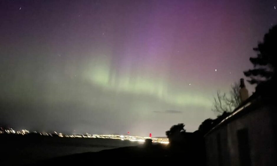 Deirdre Robertson captured the Northern Lights in Dundee.
