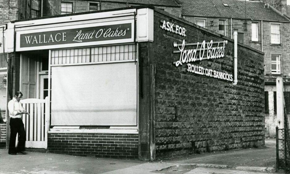 Wallace's bakery in 1978, which was part of the culture of the city. Image: DC Thomson.