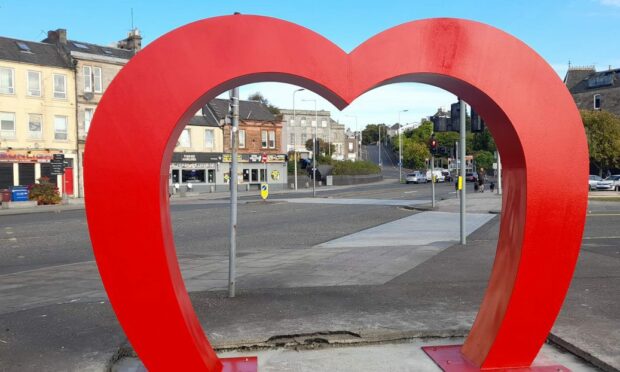 The heart-shaped metalwork structures at Kirkcaldy waterfront.