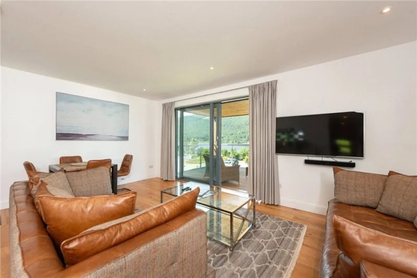 For sale Loch Tay flat with incredible views