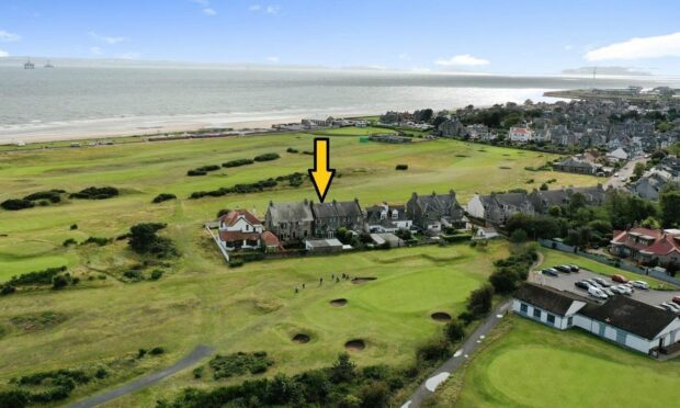 House in between two holes at Leven Links golf course for sale