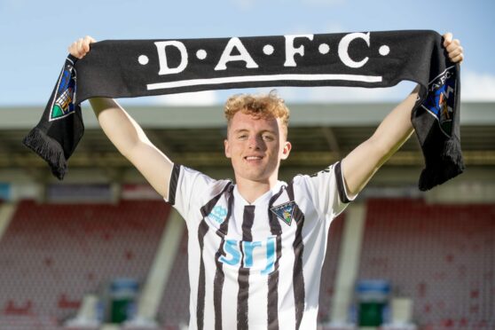 Dunfermline have signed Owen Moffat on loan. Image: Craig Brown/DAFC.