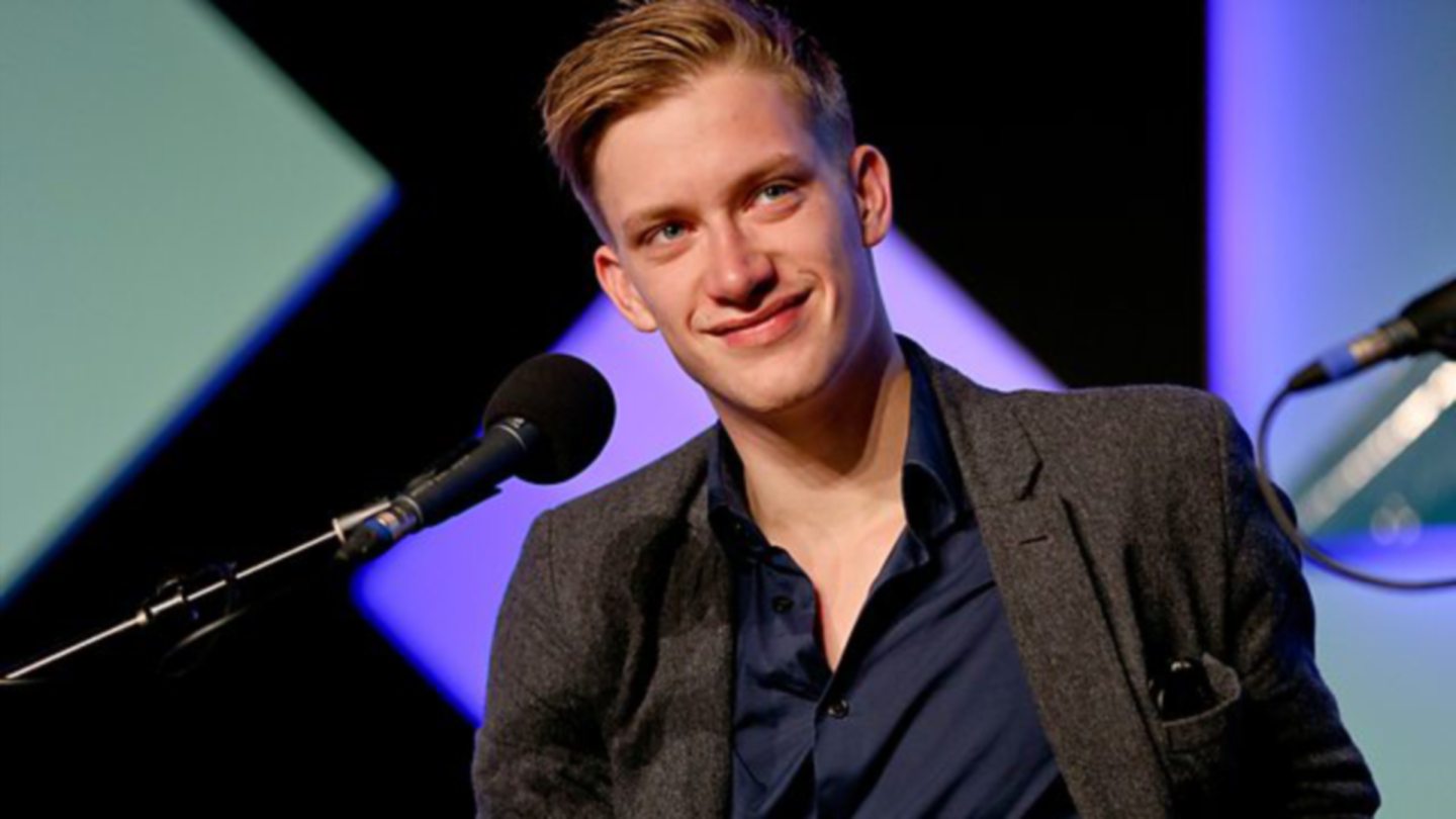 Daniel Sloss.