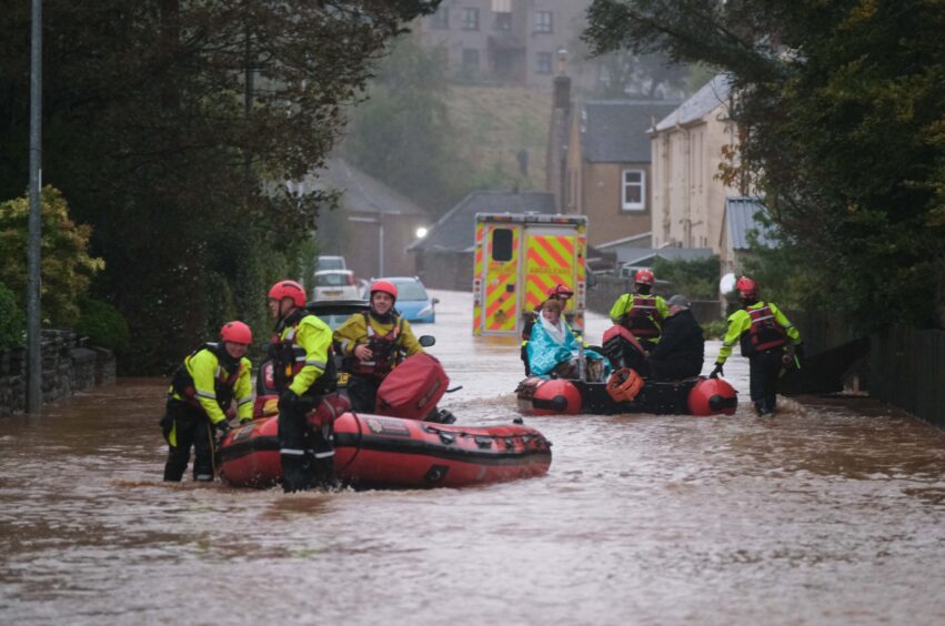 Boats rescue Brechin residents