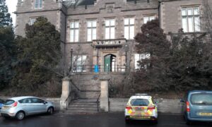 Woman to appear in Forfar Sheriff Court on fraud charges