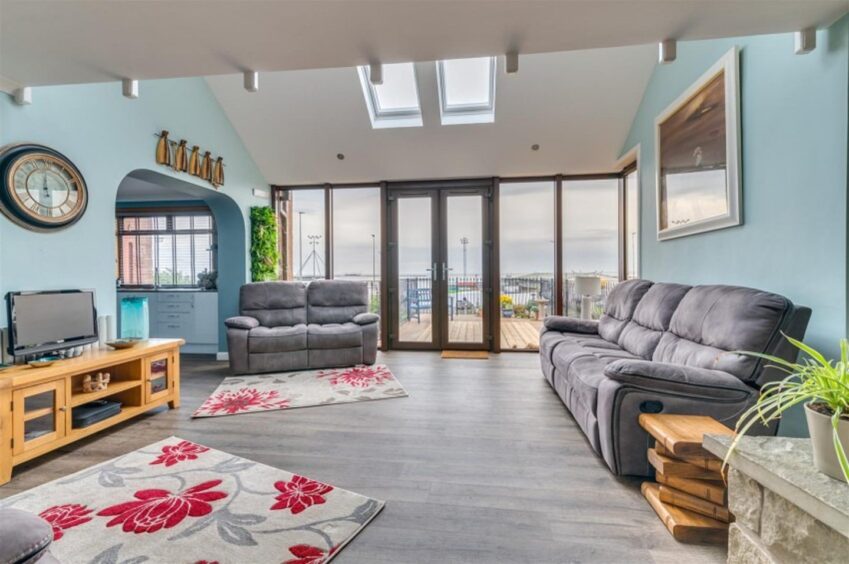 Stunning sea views from the family room. 