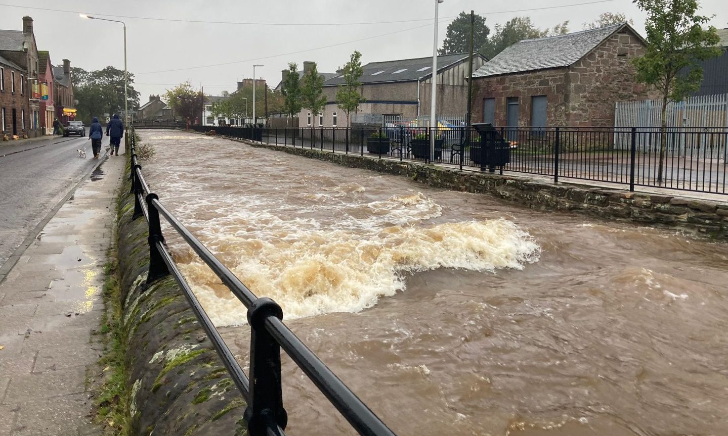 Recently-installed flood defences protected residents from the flooded Alyth Burn. Image:  Supplied by Alyth Resiliance team.
