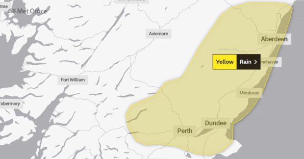 Met Office yellow rain alert area on October 27 2023.