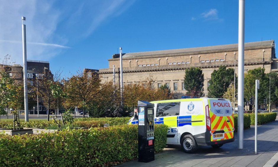 Alleged rape Slessor Gardens. Image: Andrew Robson