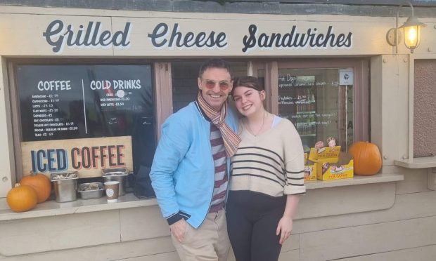 Marti Pellow visits the Cheesy Toast Shack, St Andrews.