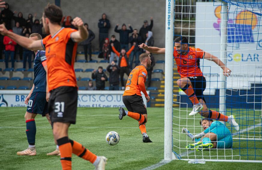 Louis Moult finds the net against Raith Rovers for Dundee United